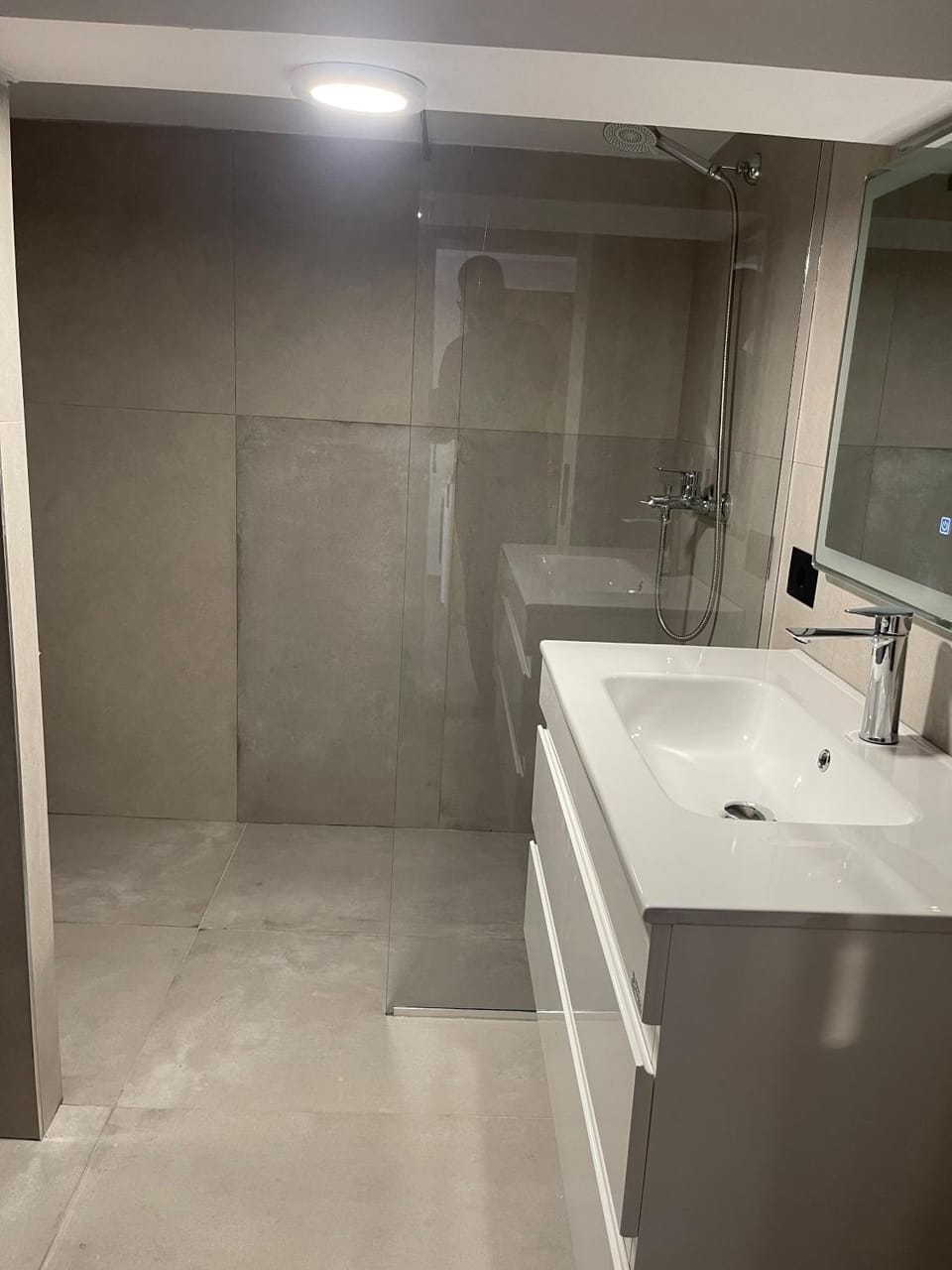 Shower, Bathroom