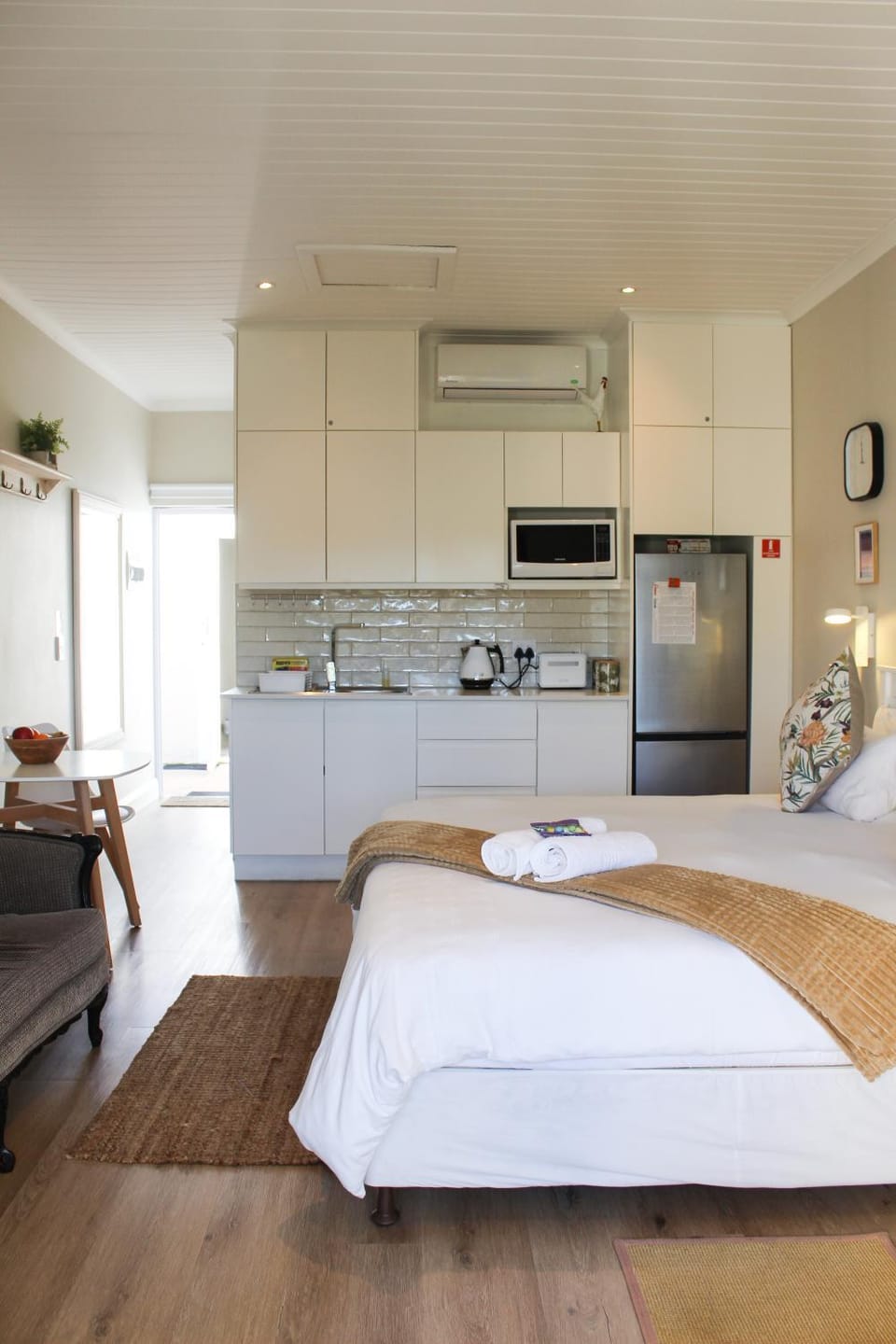 Coffee/tea facilities, Kitchen or kitchenette