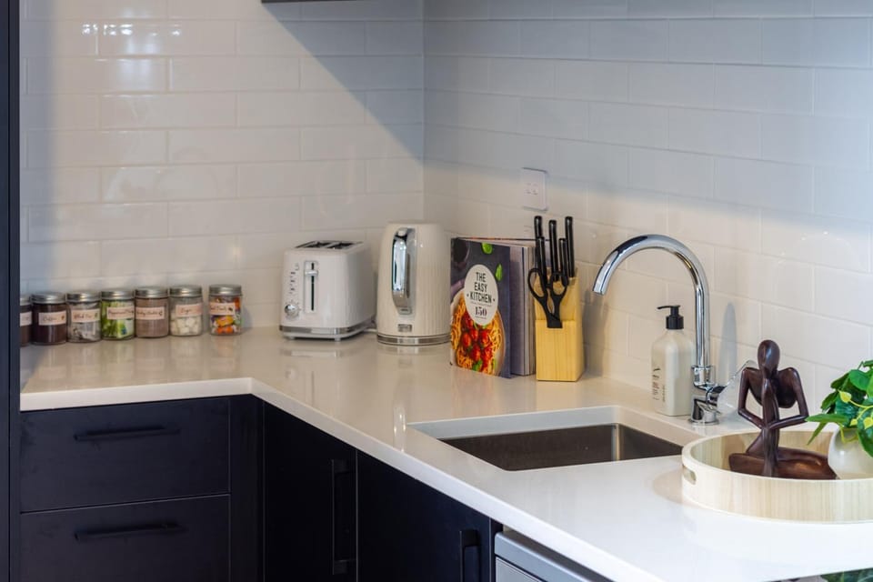 Coffee/tea facilities, Kitchen or kitchenette