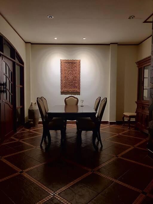 Spacious Villa with Sunset Sea View Villa in Sala Dan