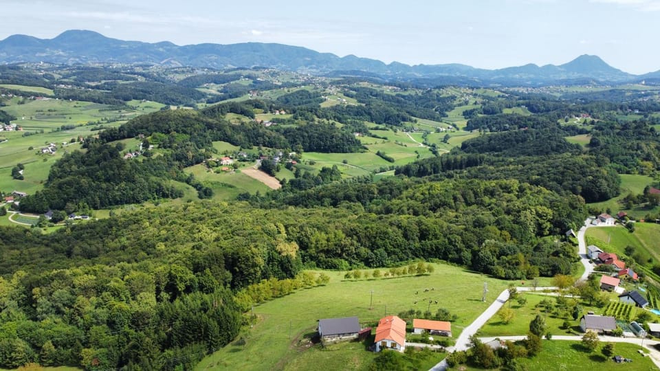 Day, Natural landscape, Bird's eye view, Mountain view