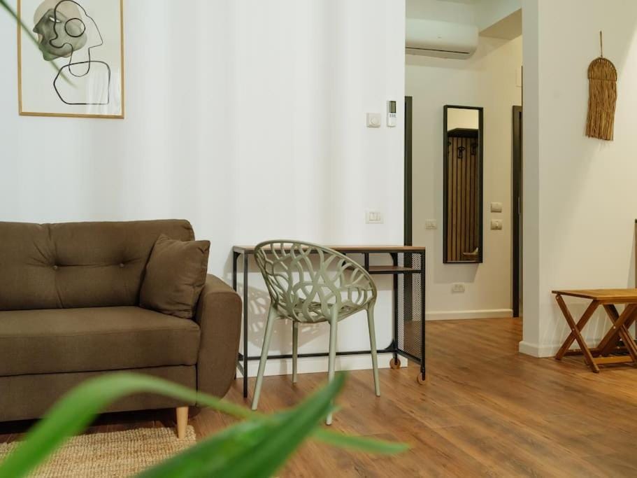 Central 14 Apartment - New Building & Parking Apartment in Bucharest