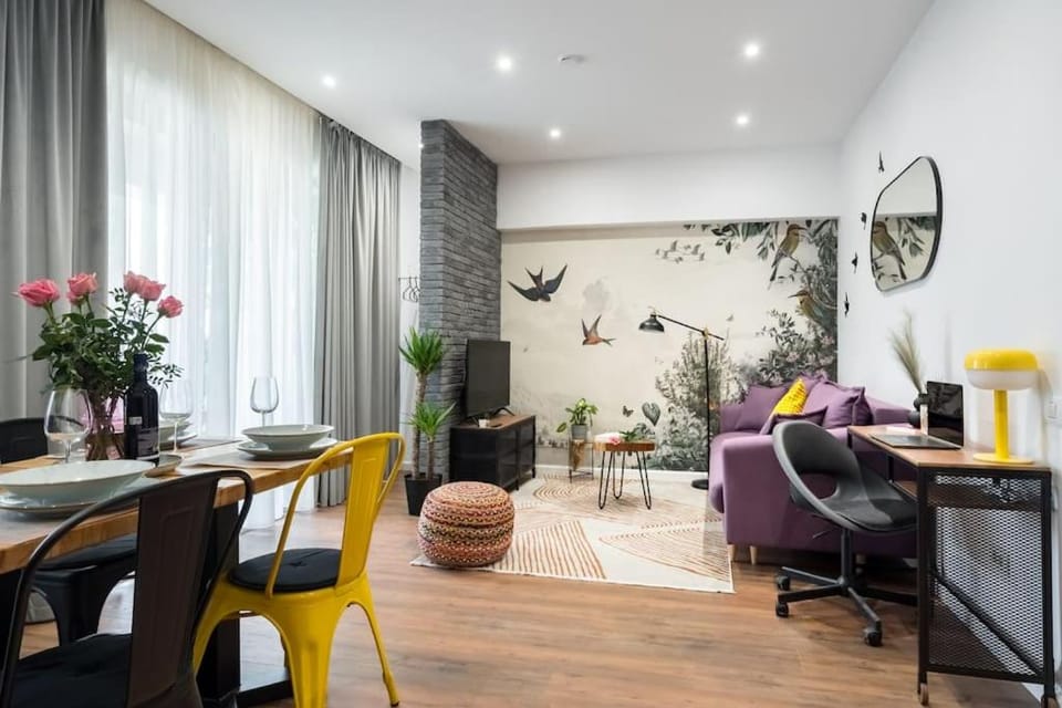 Central 18 Apartment - New Building & Parking Apartment in Bucharest