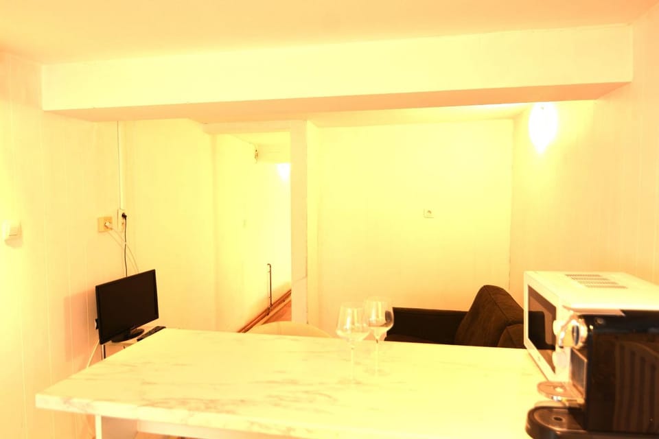 Wave Rider's Nook Apartment in Koksijde