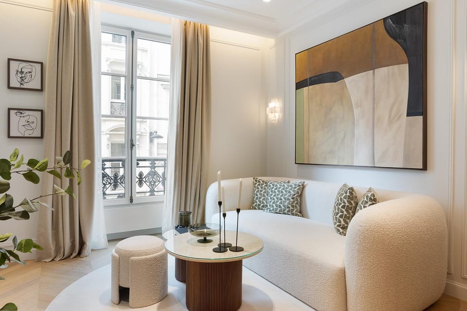 Living room, Seating area