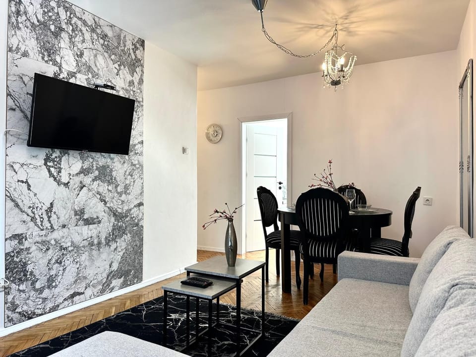 Wita Stwosza Apartment - Self Check-In 20h Apartment in Wroclaw