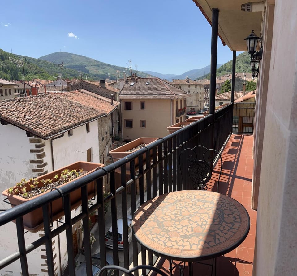 Natural landscape, View (from property/room), Balcony/Terrace, Mountain view