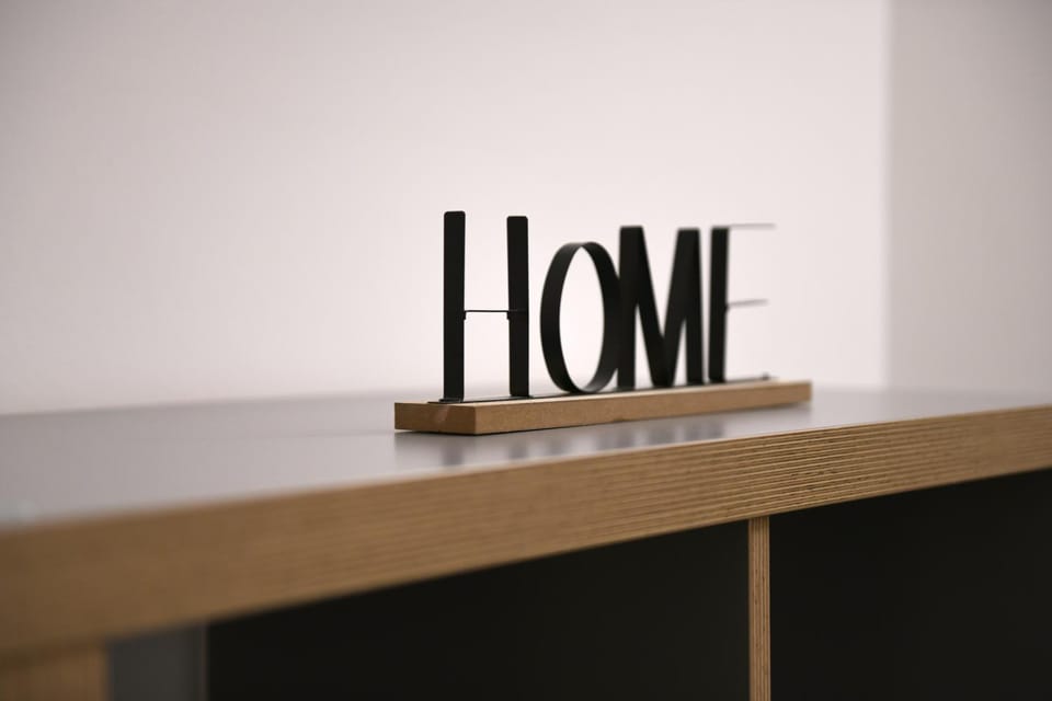 House of Sunflowers 15 min da Duomo Apartment in Milan