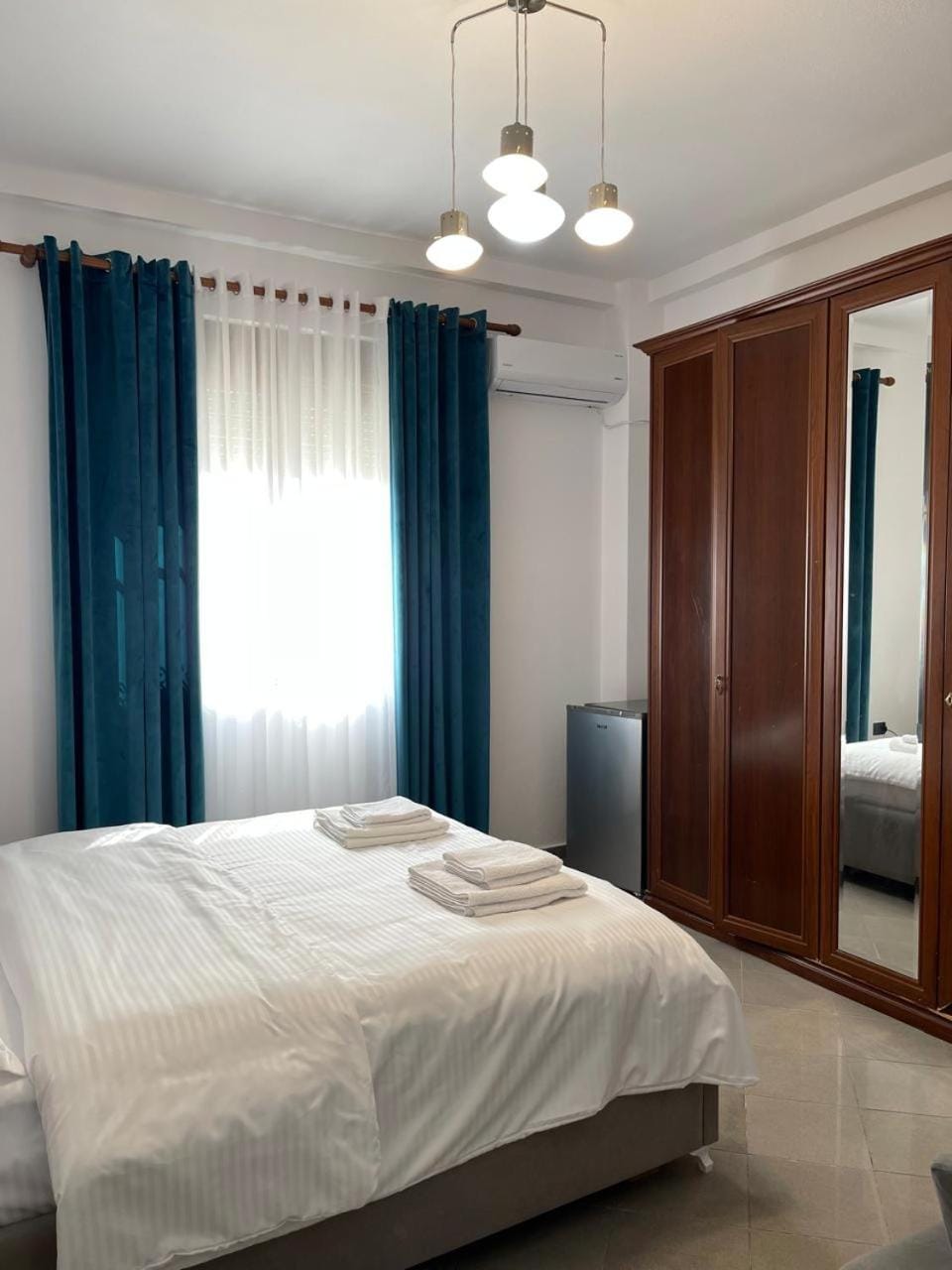 Bed, Bedroom, wardrobe