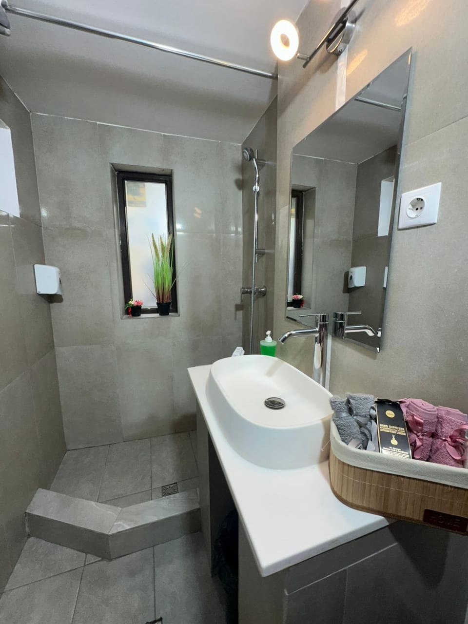 Smart Studio free parking Apartment in Craiova