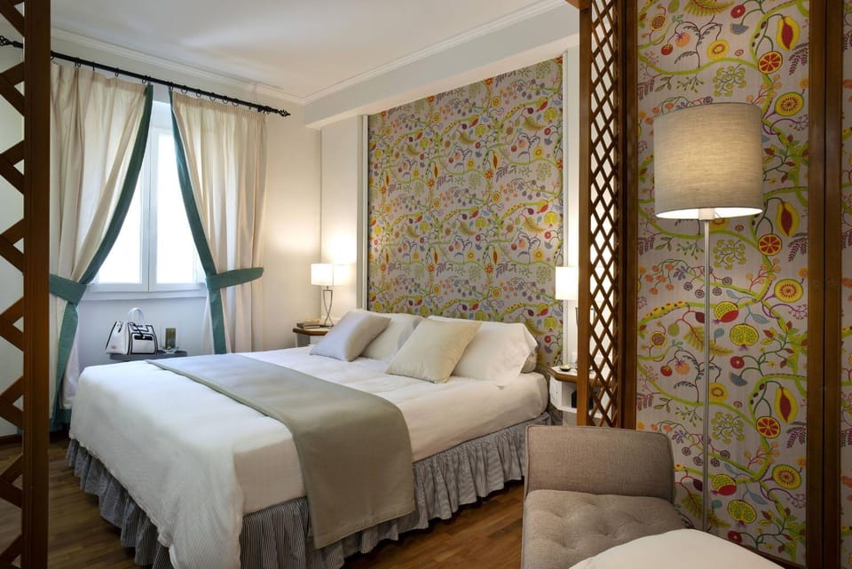 Spring, Winter, Summer, Bedroom, Autumn