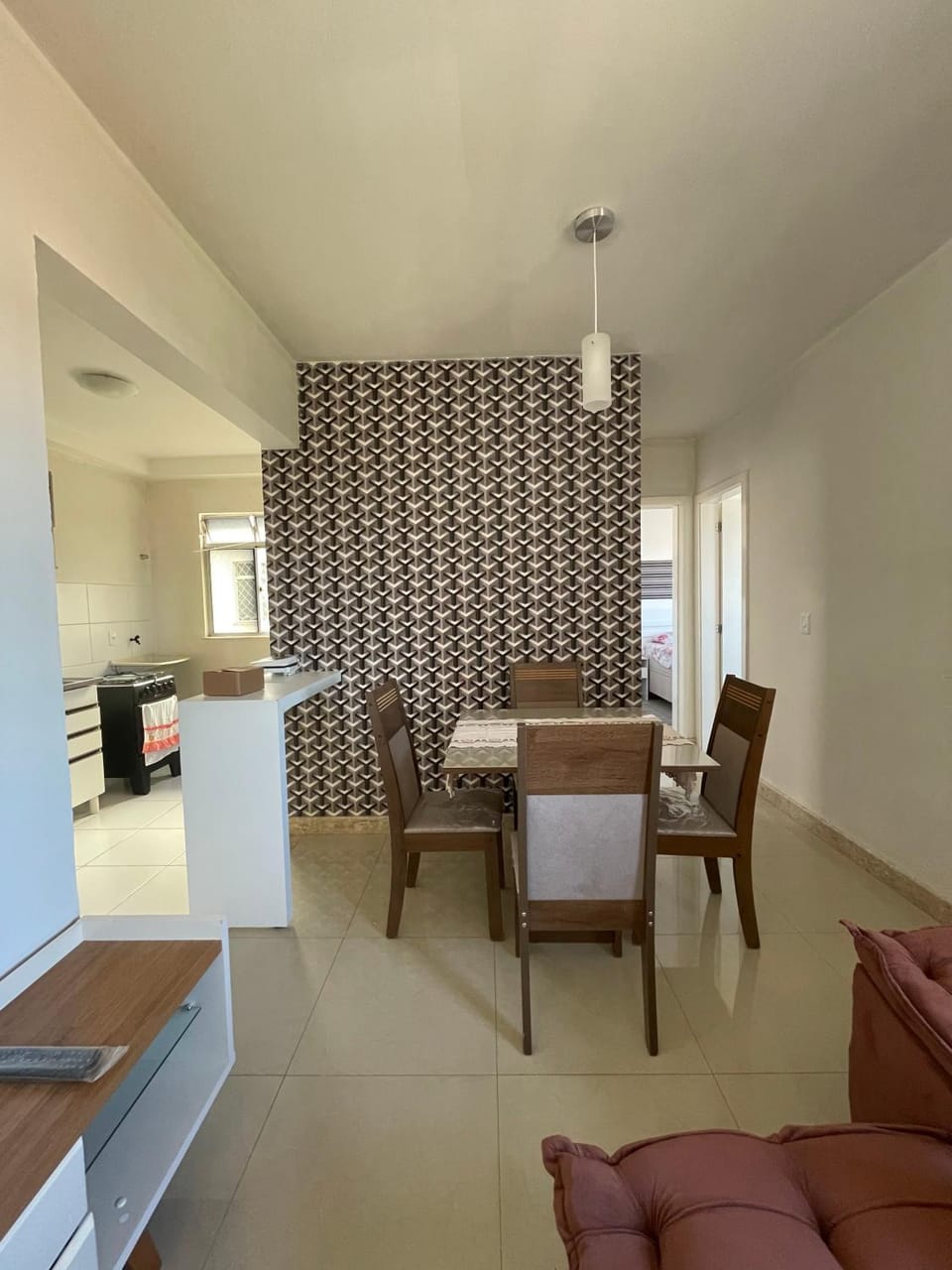 Apartamento de 2 quartos em condomínio com portaria 24h e localização excelente Apartment in Vitória da Conquista