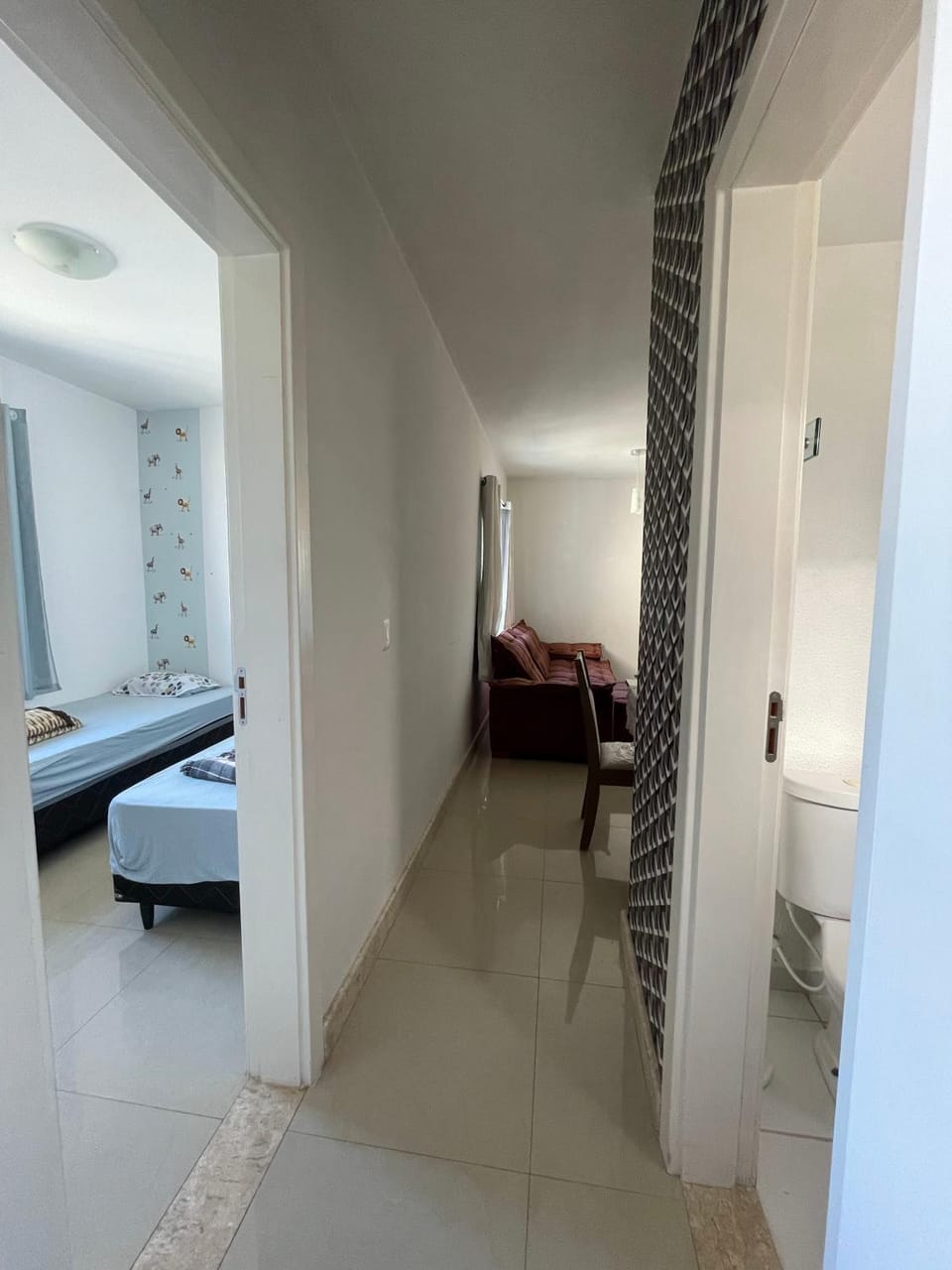 Apartamento de 2 quartos em condomínio com portaria 24h e localização excelente Apartment in Vitória da Conquista