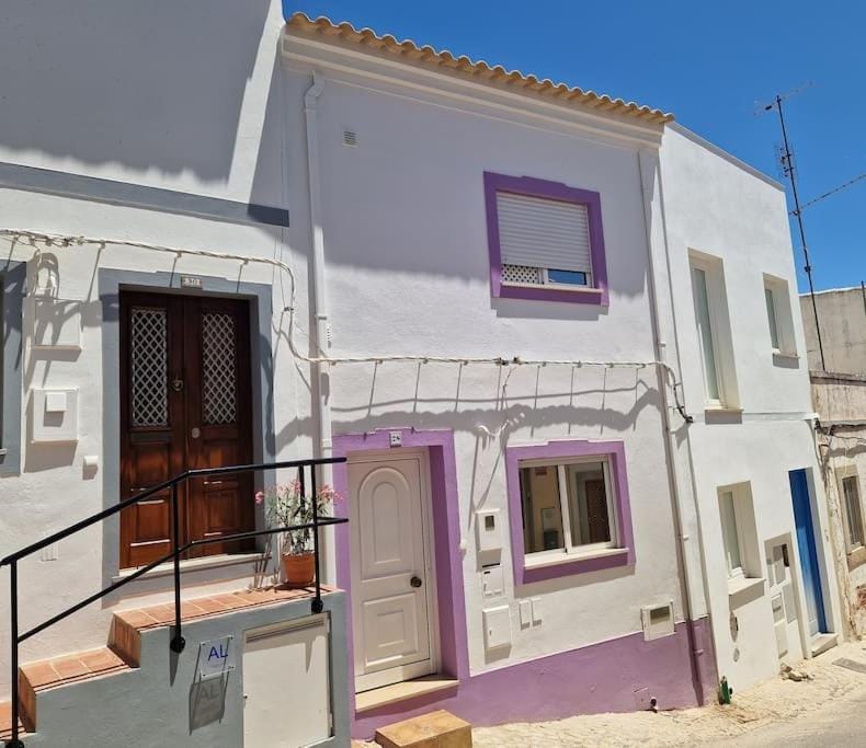 Property building, Street view
