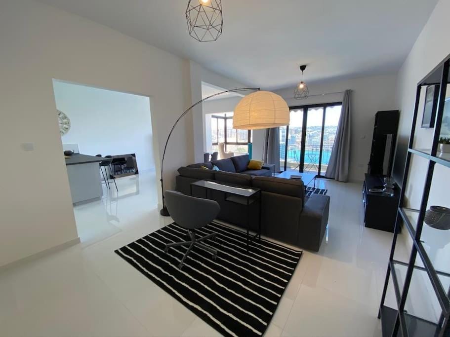 Sliema Gem with Spectacular Coastal Views Apartment in Sliema