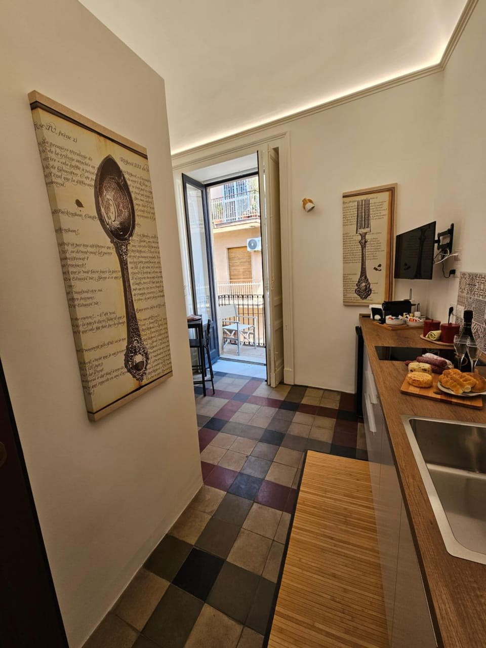 TV and multimedia, Balcony/Terrace, Kitchen or kitchenette, kitchen