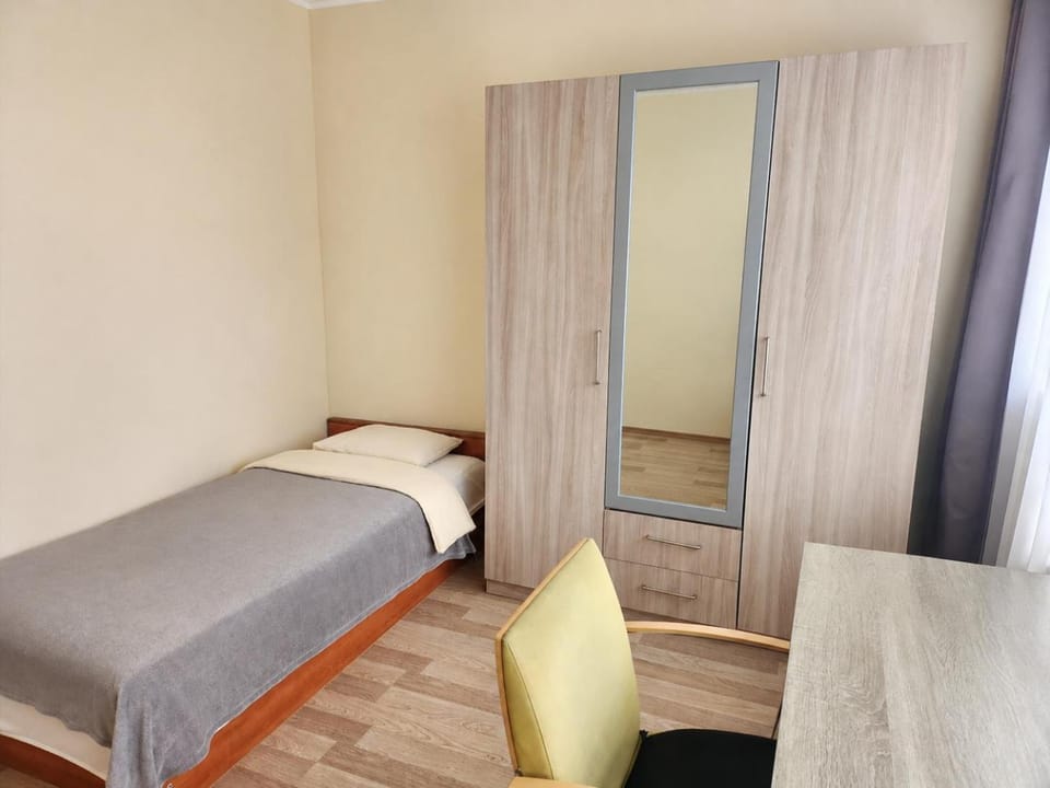Bright & Peaceful Room Near Old Town Bed and Breakfast in Tallinn