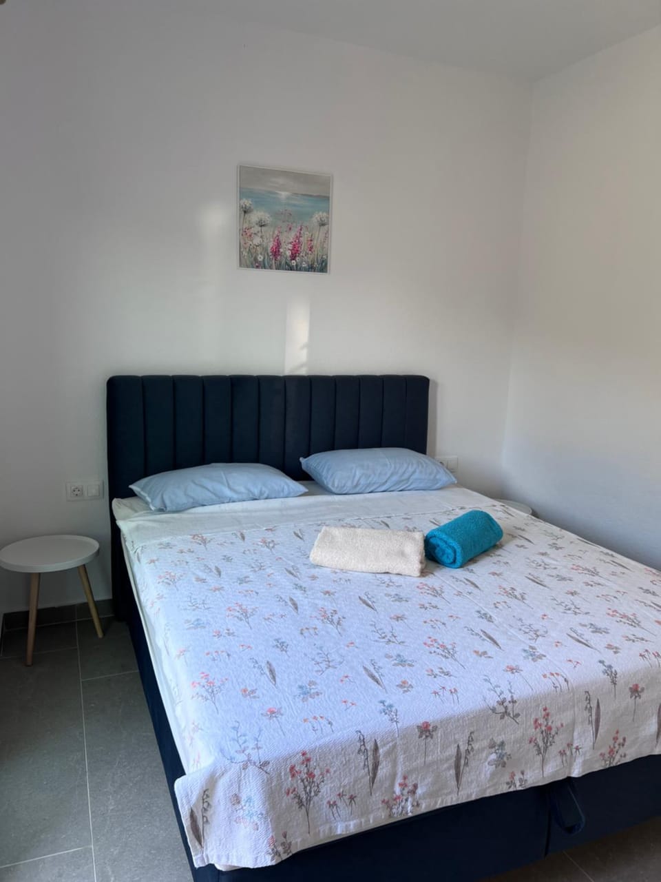 flat iron, towels, air conditioner