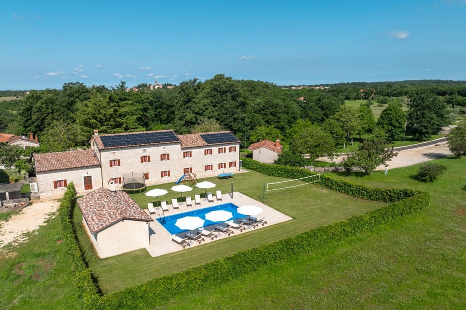 Villa Krculi by Briskva Villa in Istria County