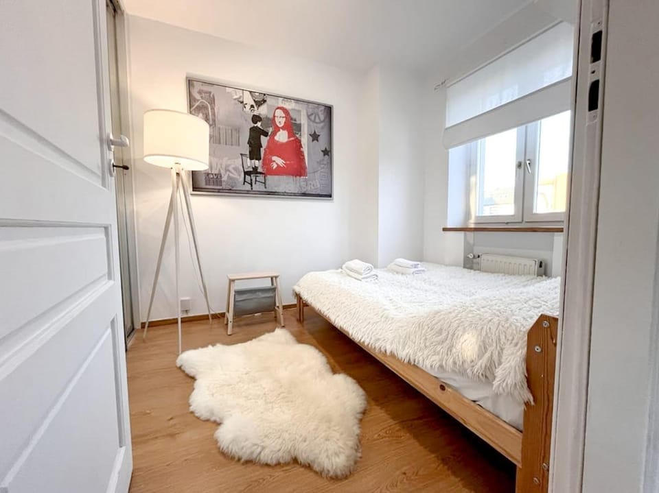 Bed, Photo of the whole room, Bedroom, towels, wardrobe