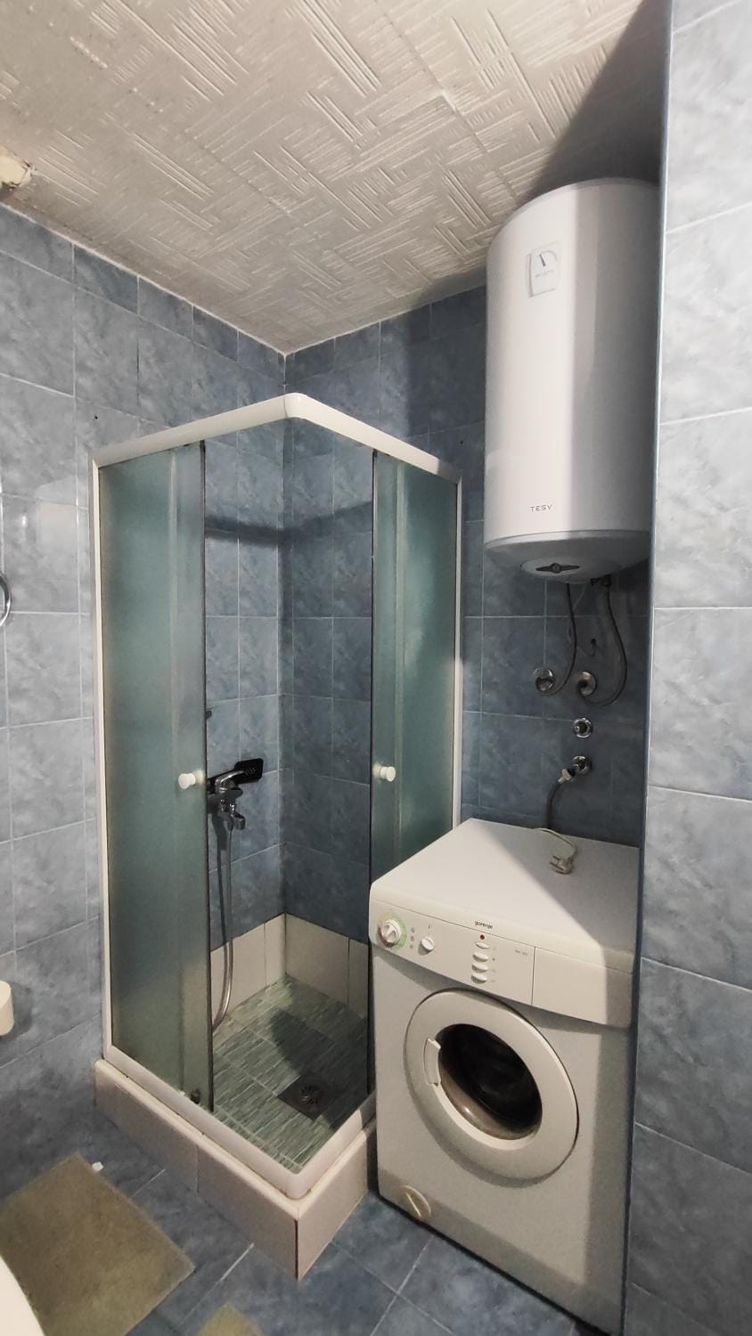 Shower, washing machine