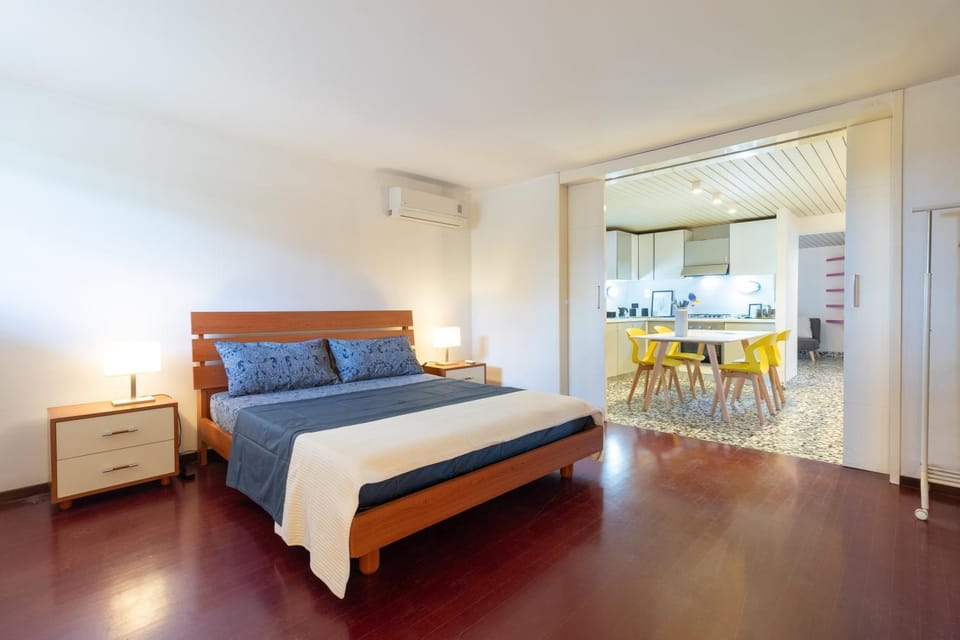 Living room, Bedroom