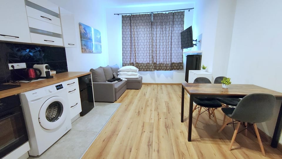 BOOGIE Home Jaracza 36 Apartment in Masovian Voivodeship