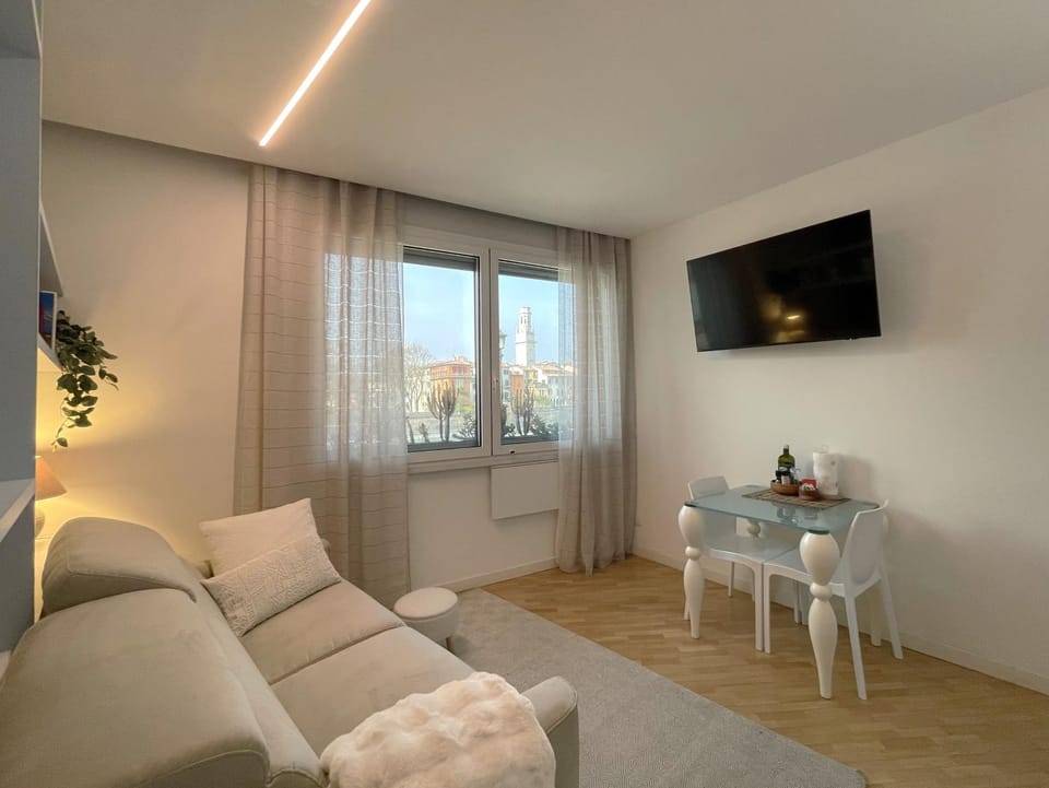 Stromboli Loft Verona Apartment in Verona