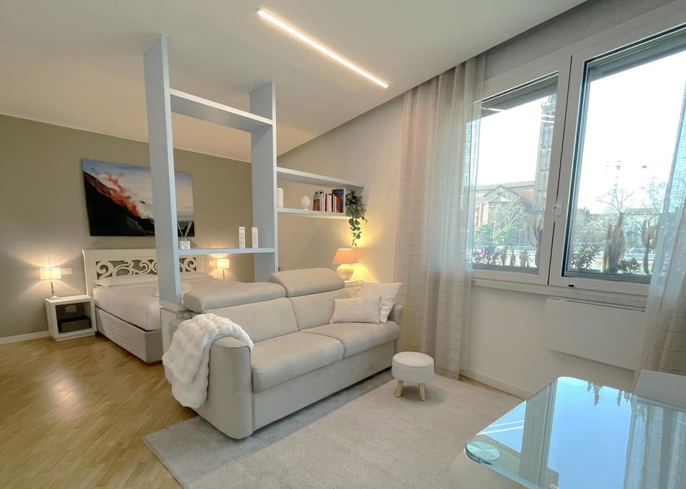 Living room, Photo of the whole room