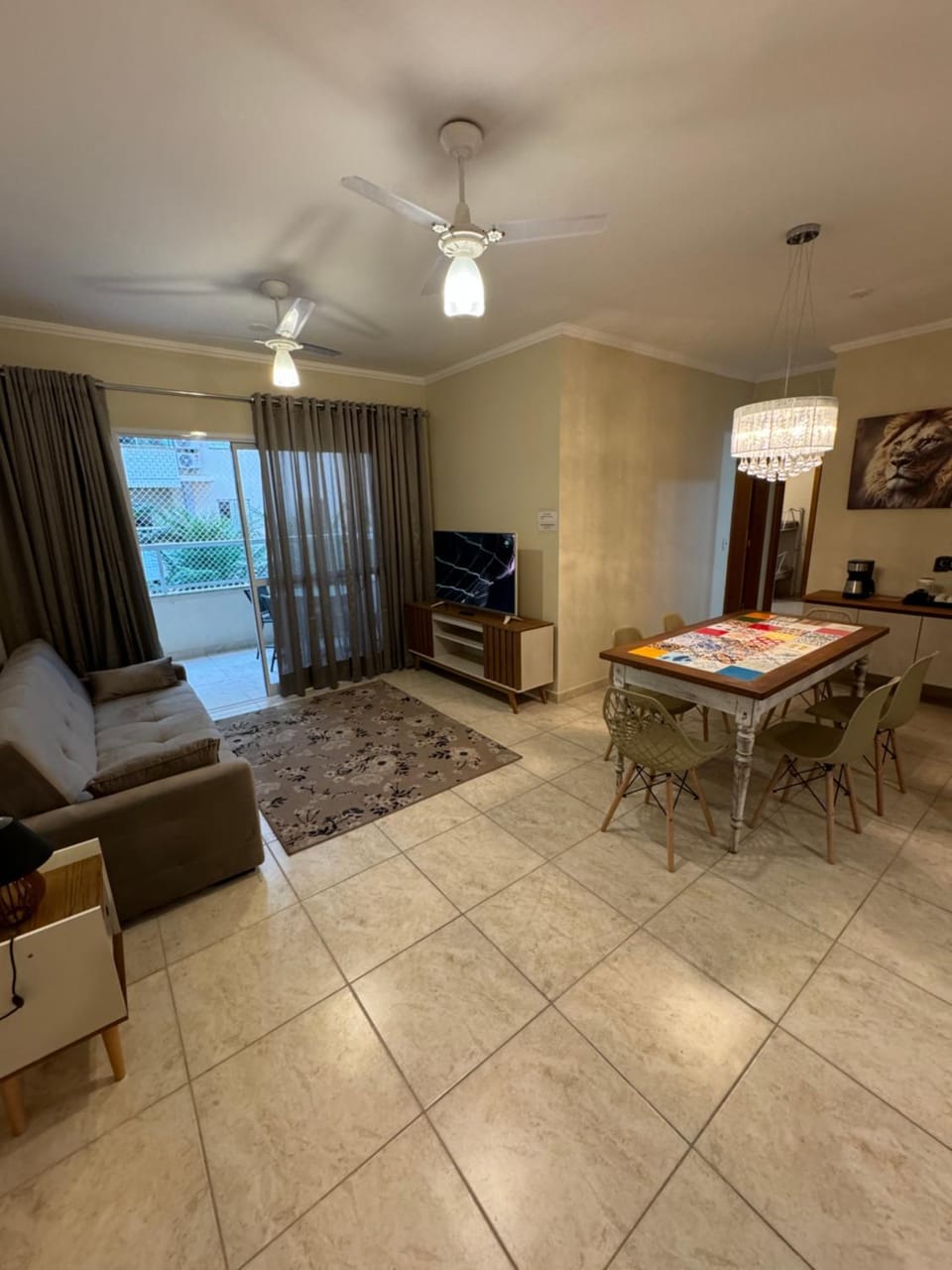 Communal lounge/ TV room, Living room, Seating area, Dining area