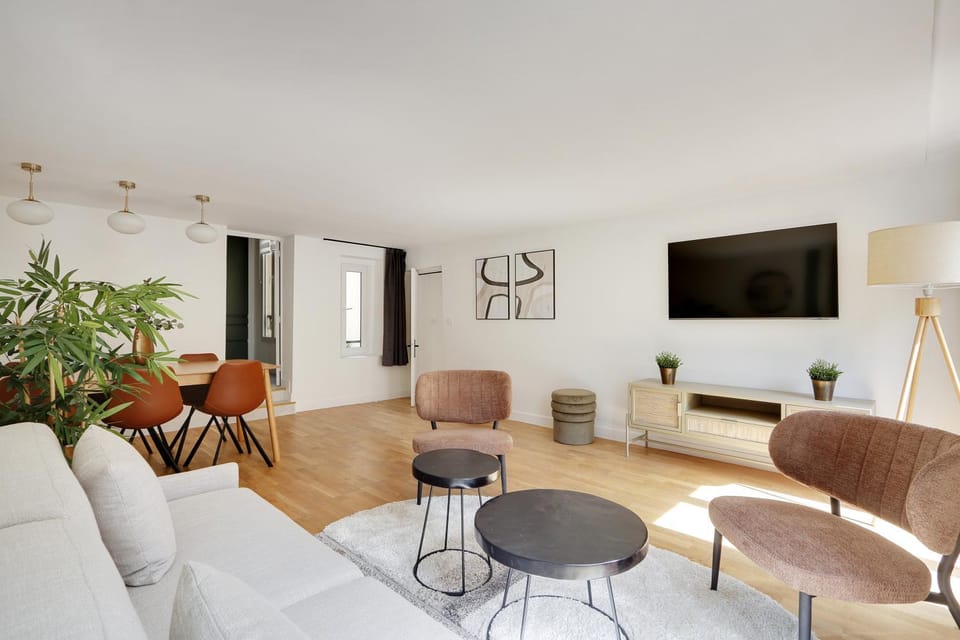 TV and multimedia, Living room, Seating area