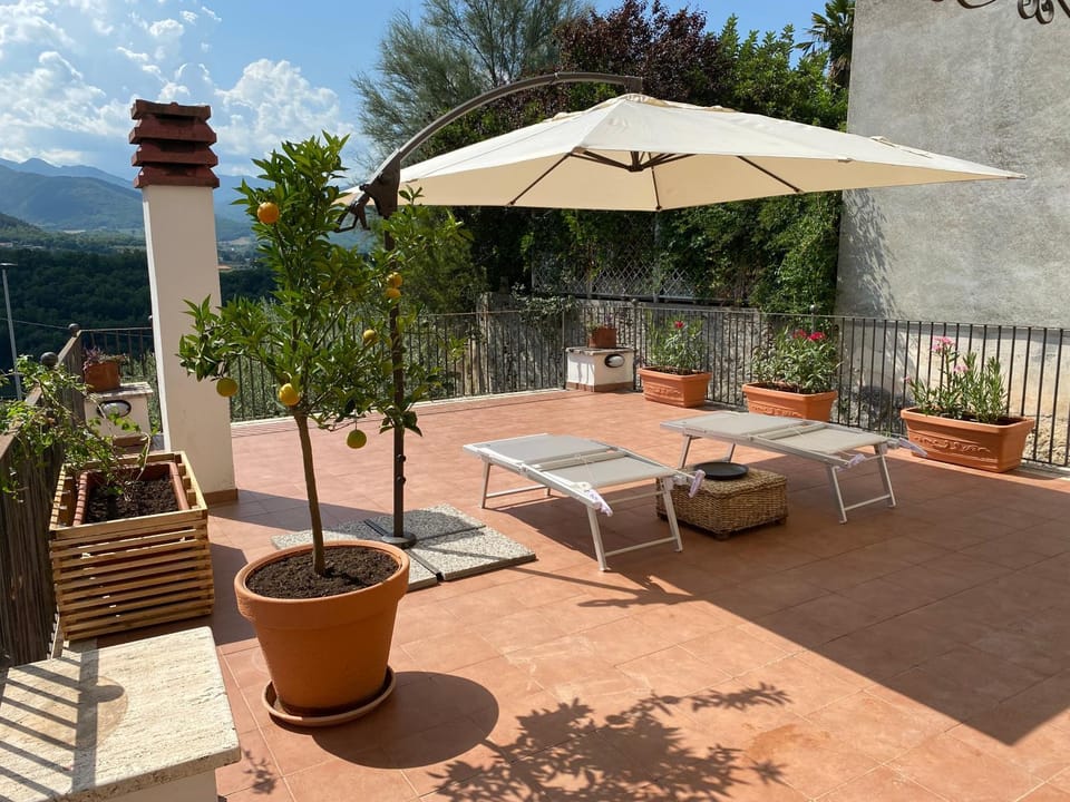 Natural landscape, Garden, View (from property/room), Balcony/Terrace, Balcony/Terrace, Garden view, Mountain view