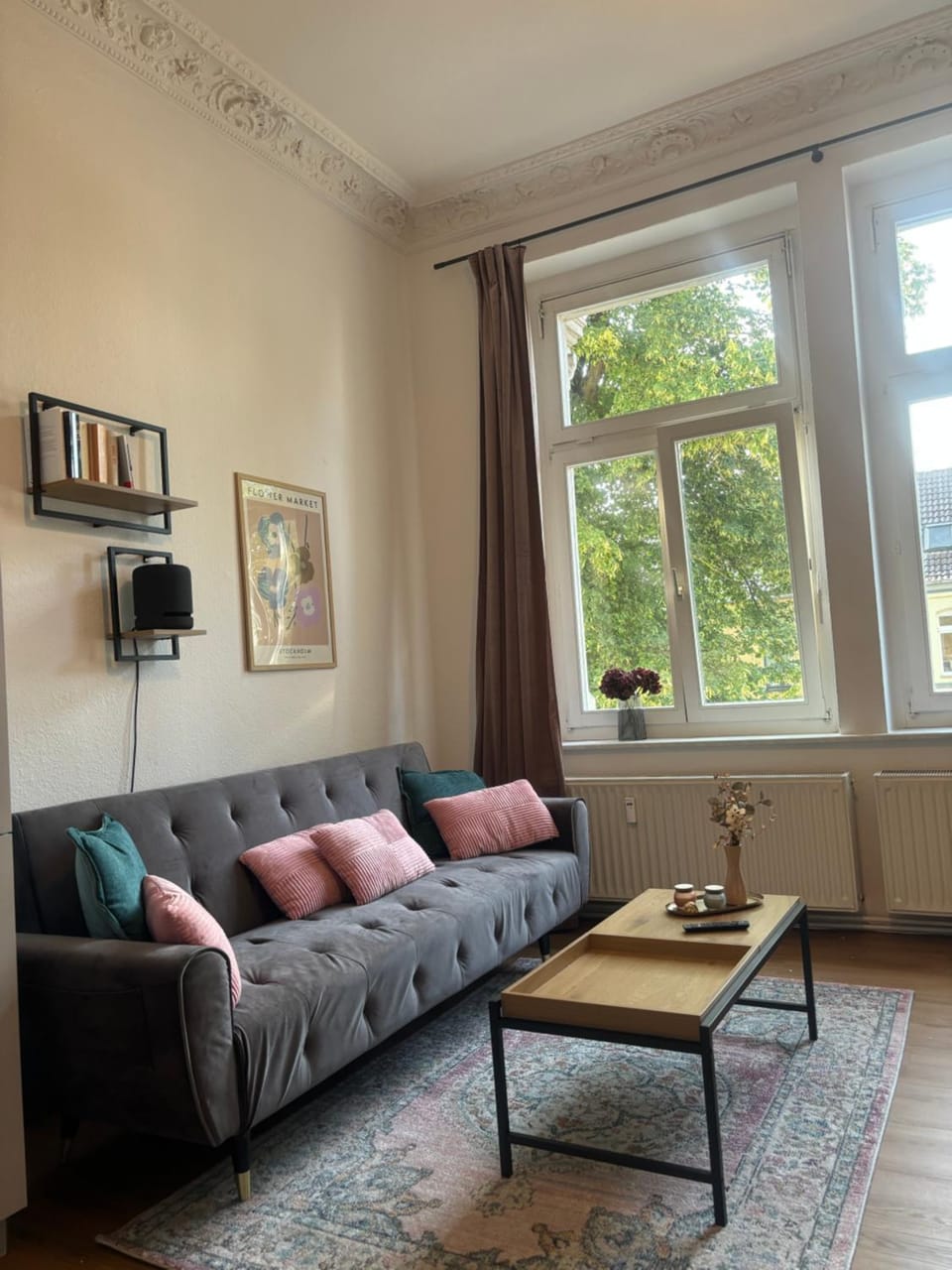TV and multimedia, Living room, Seating area