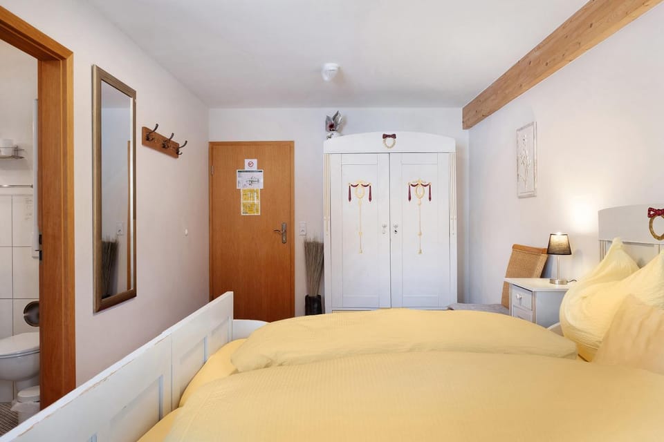 Bathroom, Living room