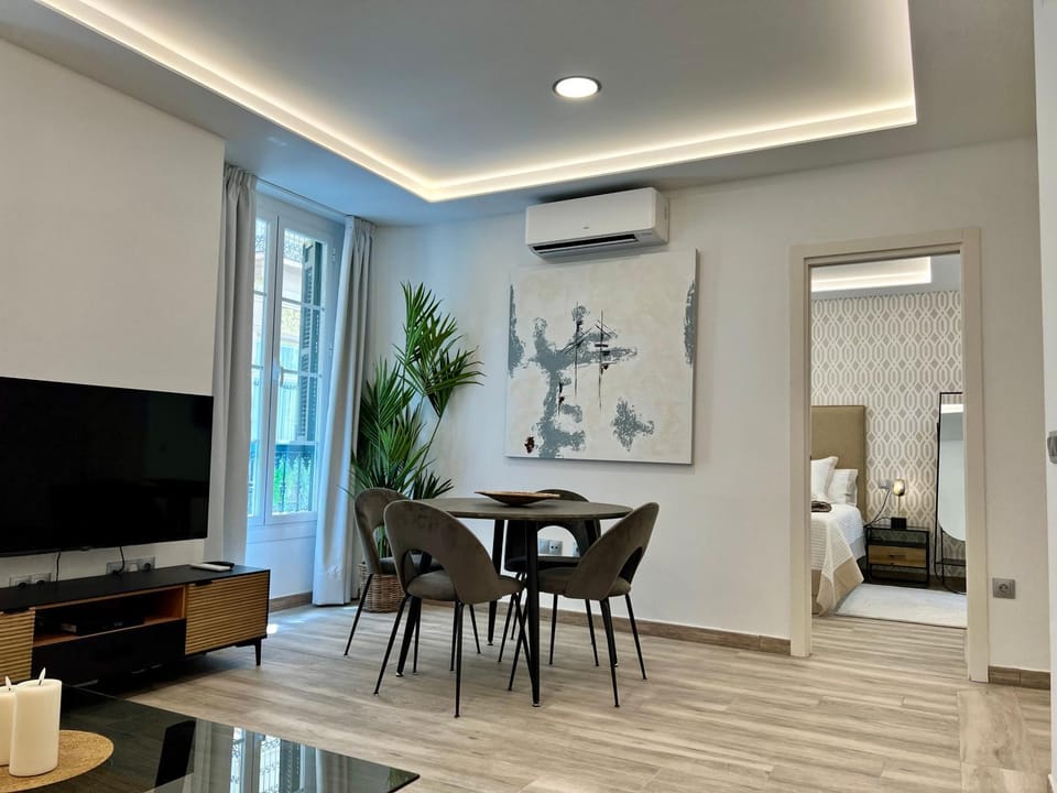 TV and multimedia, Living room, air conditioner