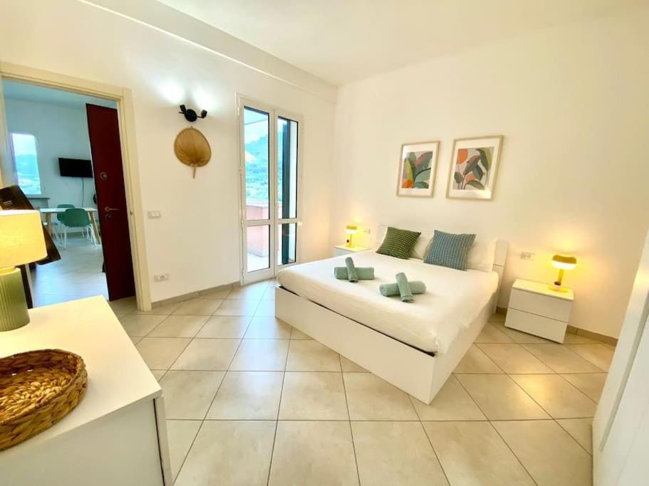 Appartamento Giardino e Parcheggio Apartment in Borgio Verezzi