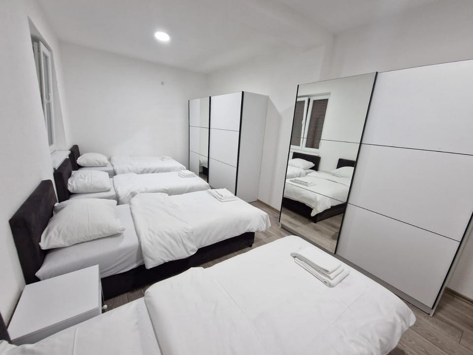 Bed, Bedroom, towels, wardrobe