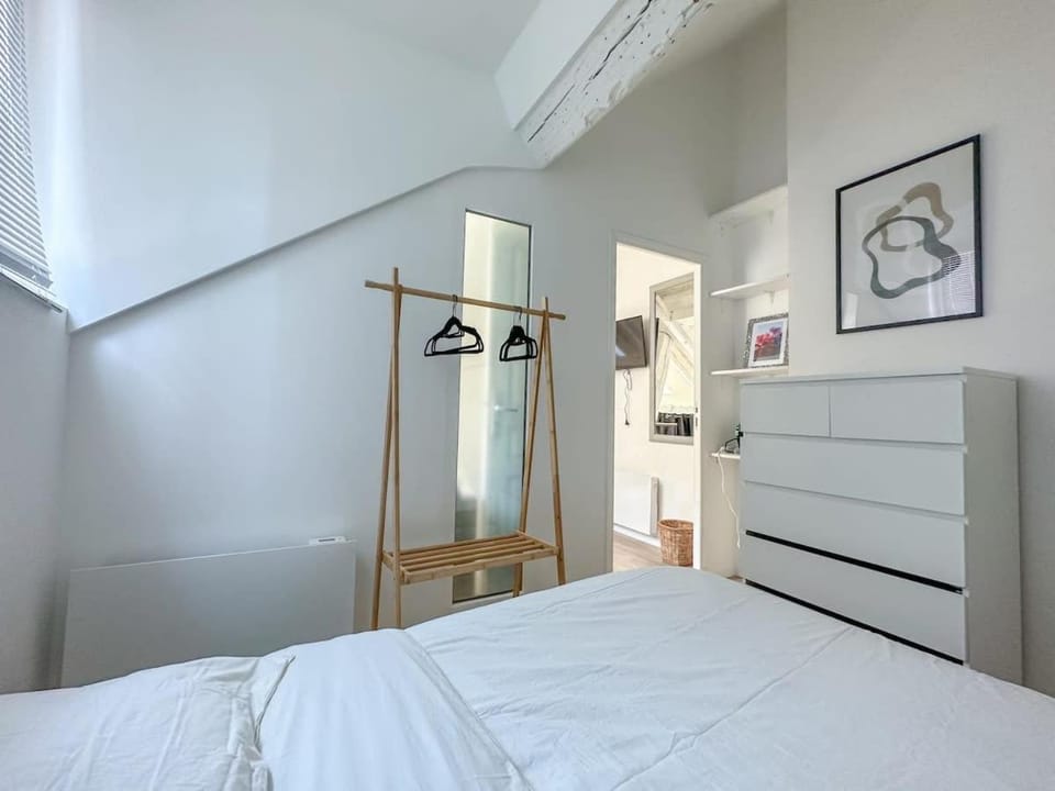 Immeuble Charlot Apartment in Paris
