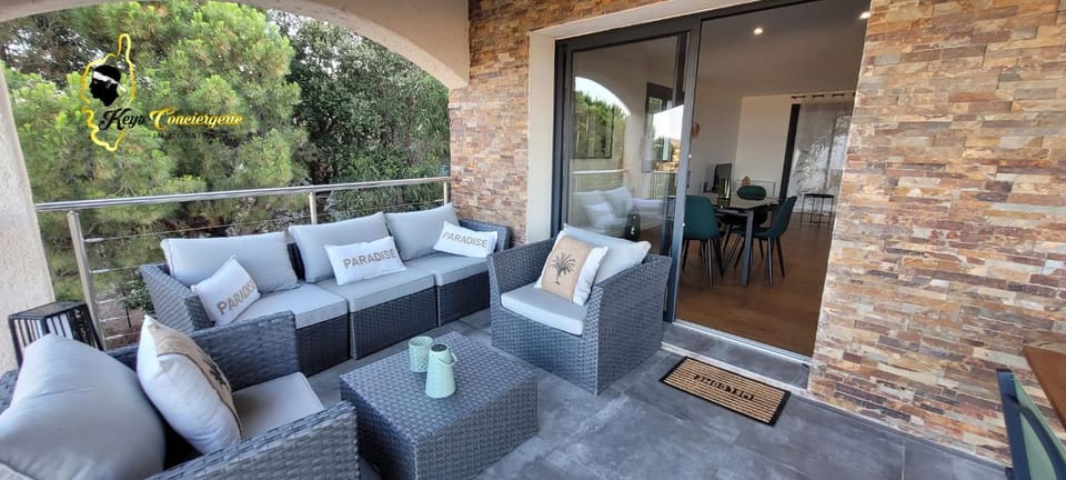 Patio, Balcony/Terrace, Living room