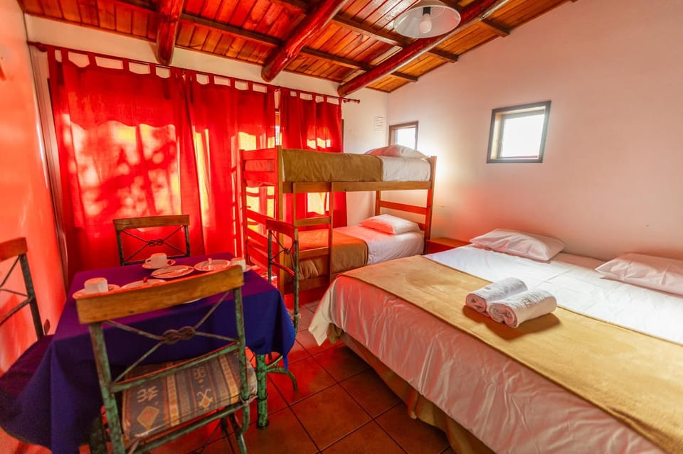 Photo of the whole room, Dining area, Bedroom, bunk bed, towels