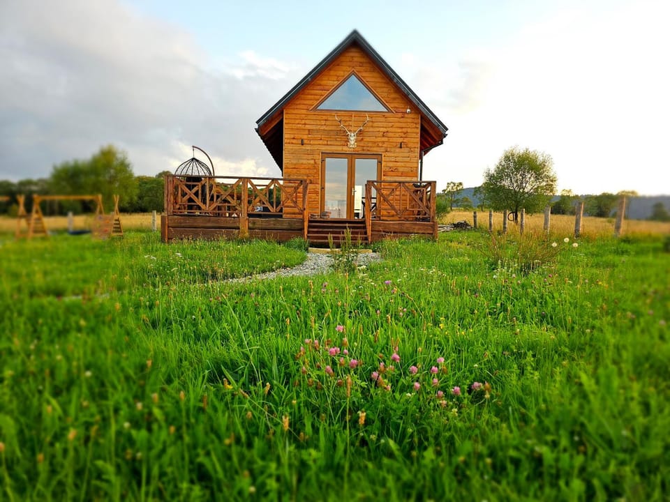 Property building, Spring, Day, Natural landscape, Garden