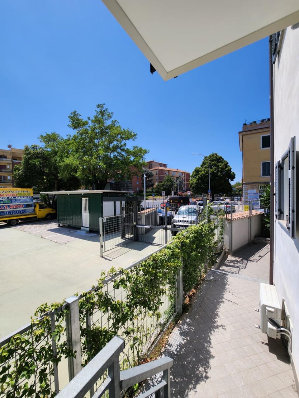 Property building, Street view
