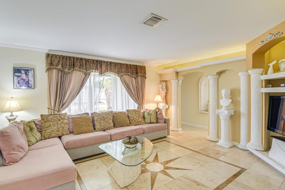 Pompano Beach Home w/ Pool & Dock ~ 4 Mi to Pier! House in Oakland Park