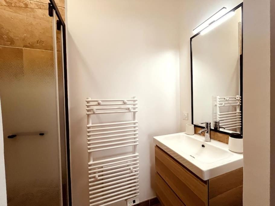 Villa André à Nîmes Villa in Nimes