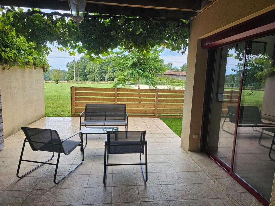 Patio, Balcony/Terrace
