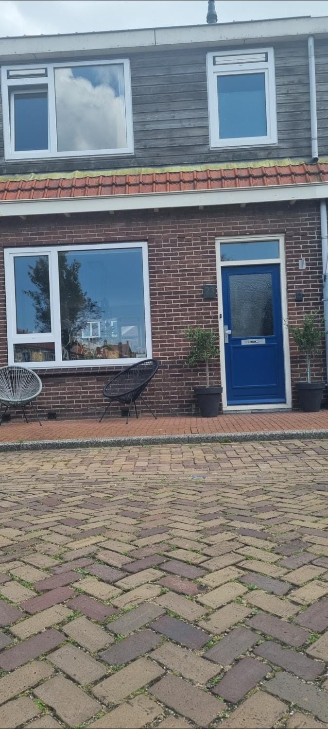 Garden, Jacuzzi, bbq, city centre, 2 bedrooms Apartment in Alkmaar