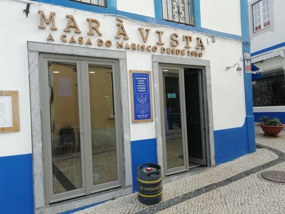 Casa Amarela - Ericeira center by the beach Apartment in Ericeira