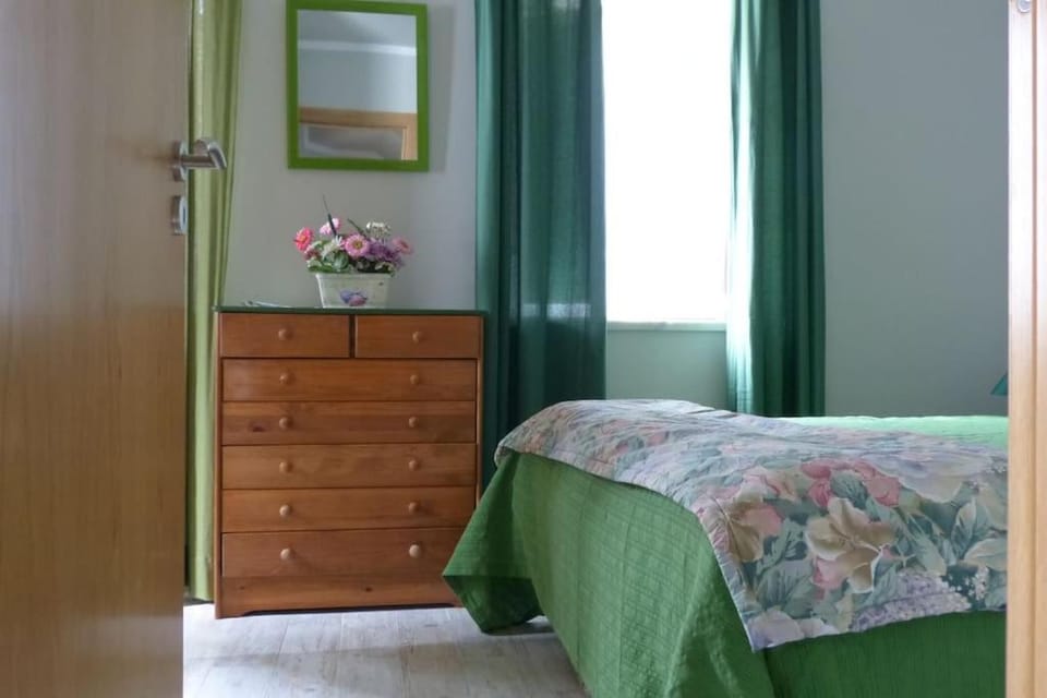 Casa Amarela - Ericeira center by the beach Apartment in Ericeira