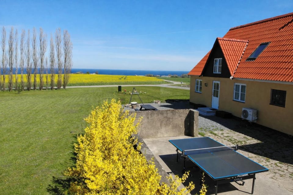 Property building, BBQ facilities, Table tennis, Garden view, Sea view