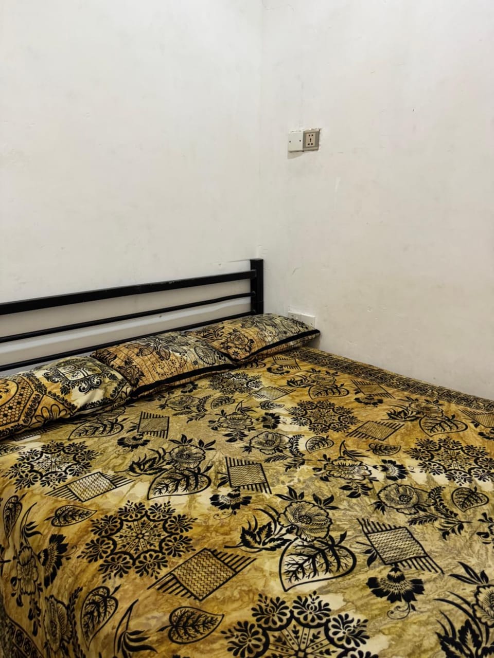 Royal Beach House Bed and Breakfast in Galle